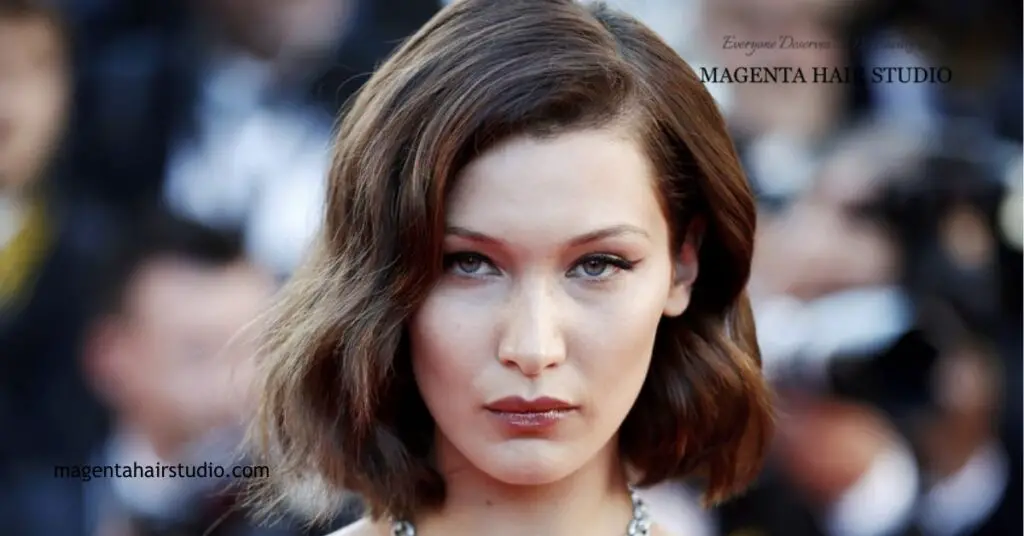 Short Wavy Bob Hairstyles: Tips, Trends & Celebrity Inspiration 4 Best Styles for Oval Faces