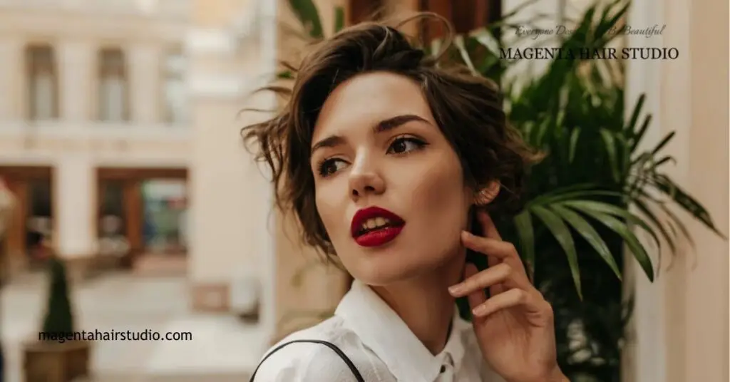 The Ultimate French Bob Guide: Styles, History & Maintenance Tips 3 Styling Your French Bob